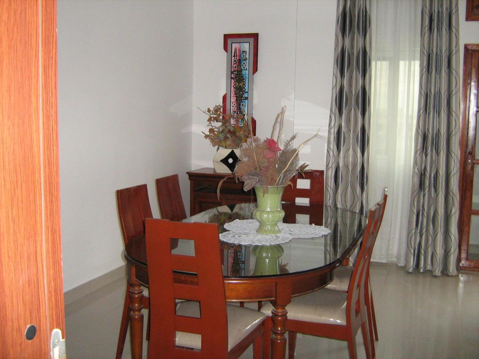 Rosalie'S Suites โลเม ภายนอก รูปภาพ