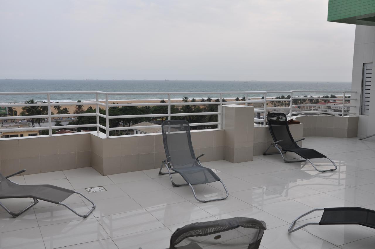 Rosalie'S Suites โลเม ภายนอก รูปภาพ