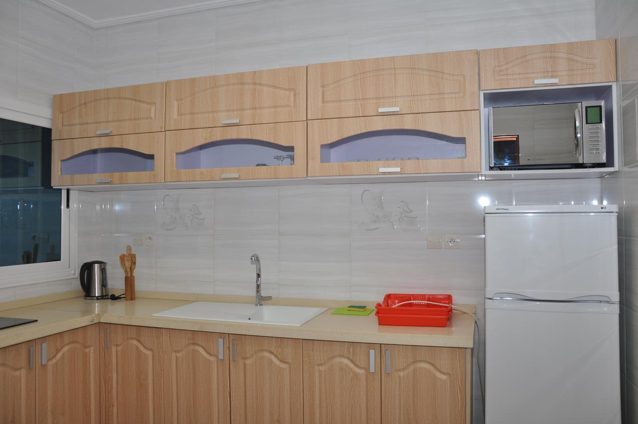 Rosalie'S Suites โลเม ภายนอก รูปภาพ